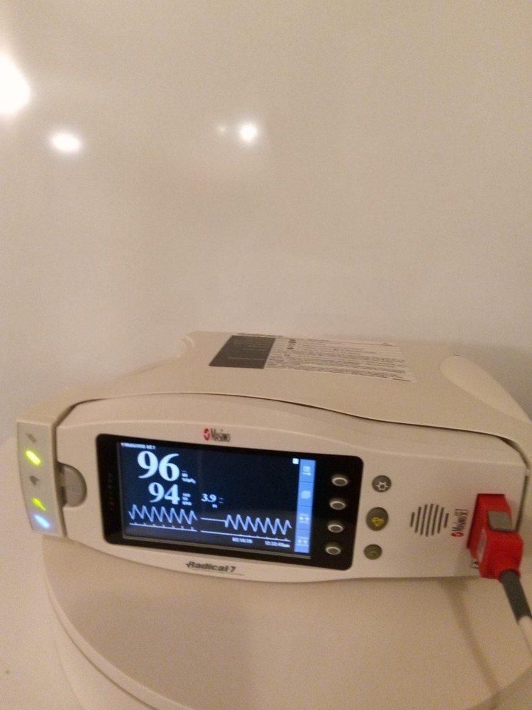 MASIMO RADICAL-7 PULSE OXIMETER