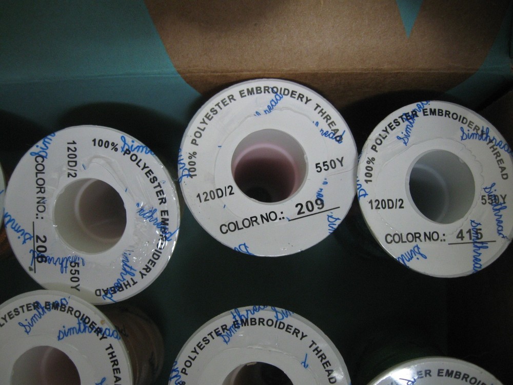 New Simthread 100% Polyester/Machine Embroidery Thread lot of 20 Spools