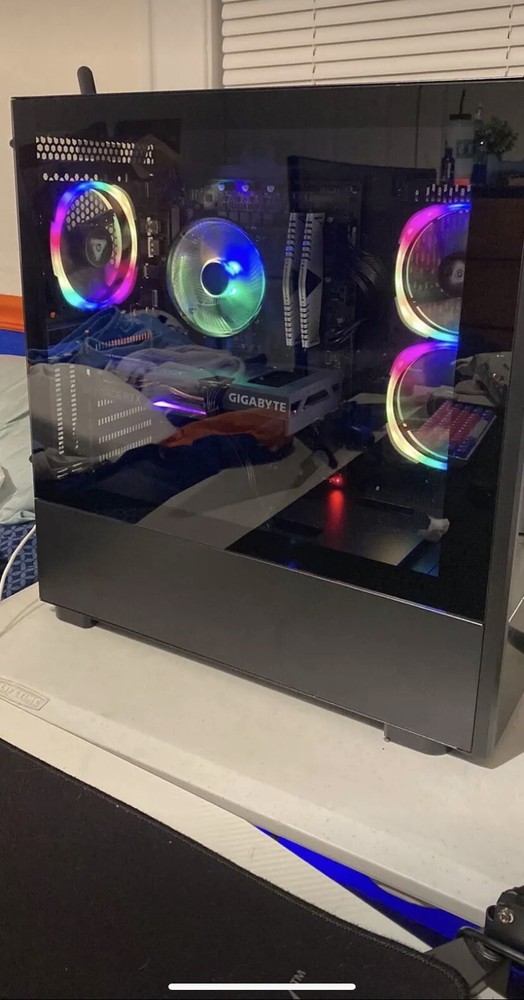 IBUYPOWER pc with msi 165hz moniter
