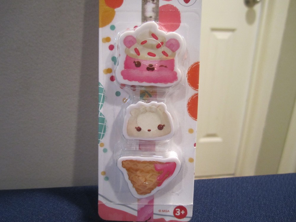 Num Noms Stackable Strawberry Scented Erasers - New