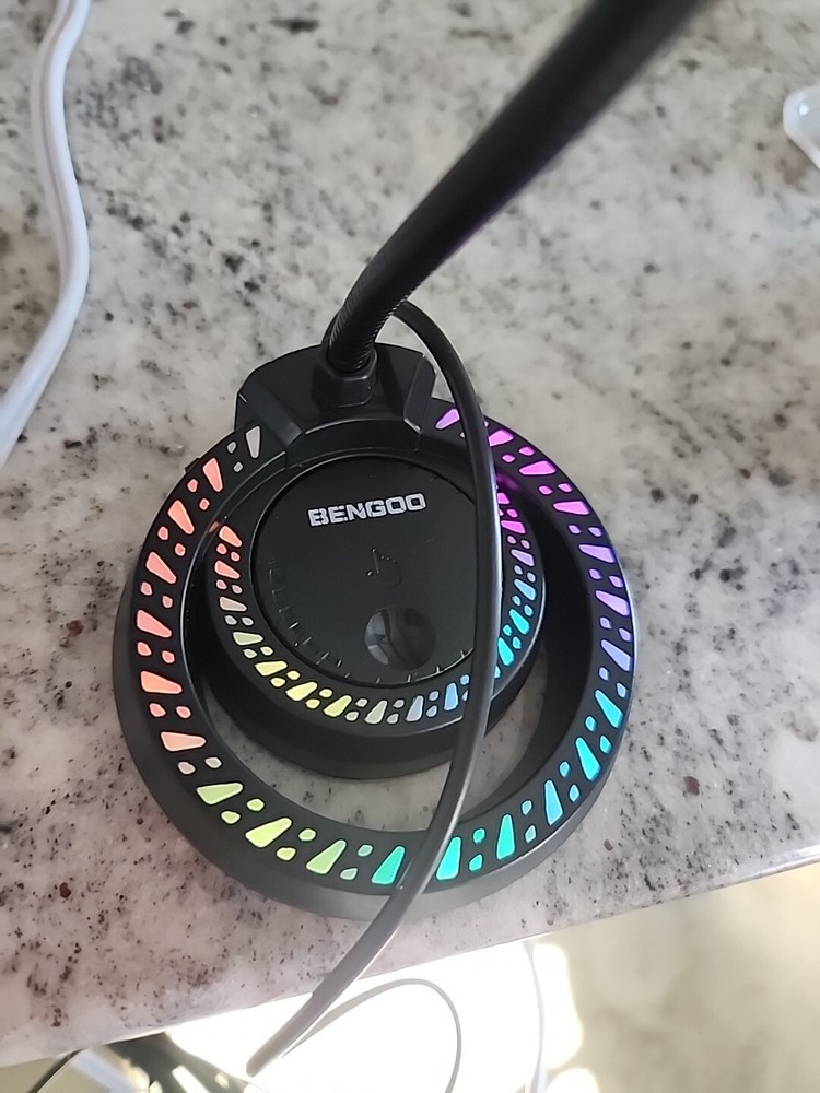 Bengoo RGB Bendy Bendable Gaming Microphone Adjustable Height New Open Box