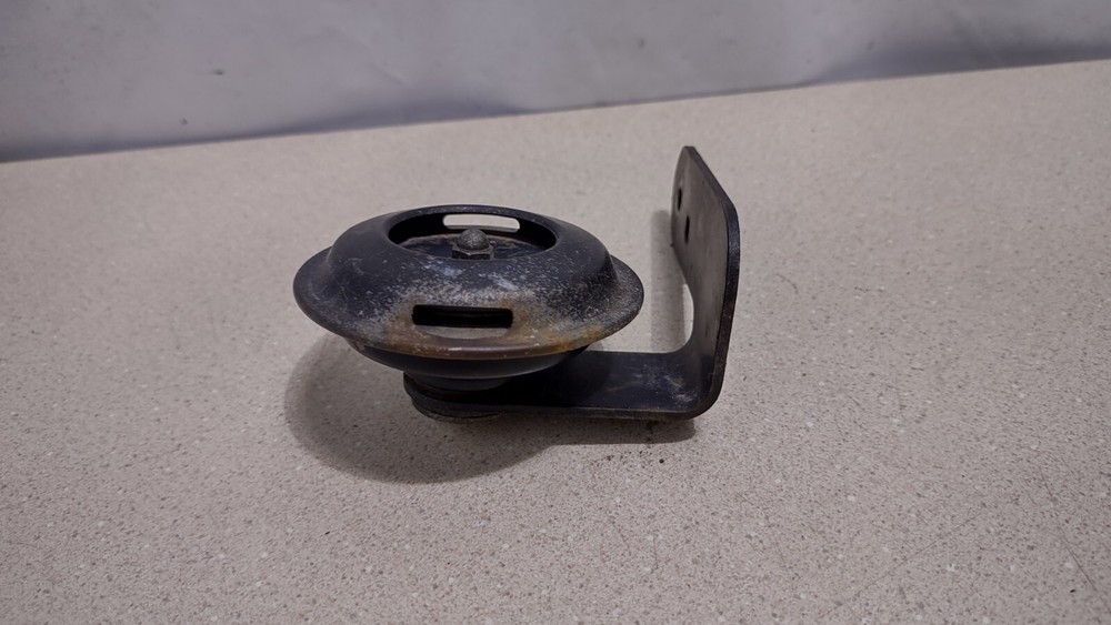1986 Suzuki SP600 Horn #624.9-4