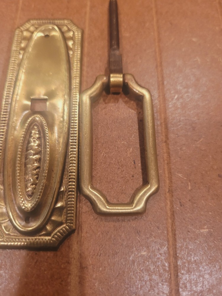 Antique Stamped Brass Vertical Pedestal Drawer Pull