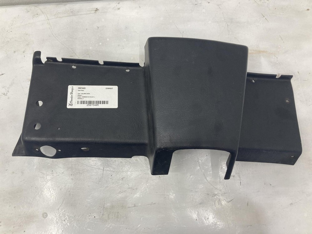 1988-2004 Freightliner FLD120 COLUMN COVER Dash Panel - Used