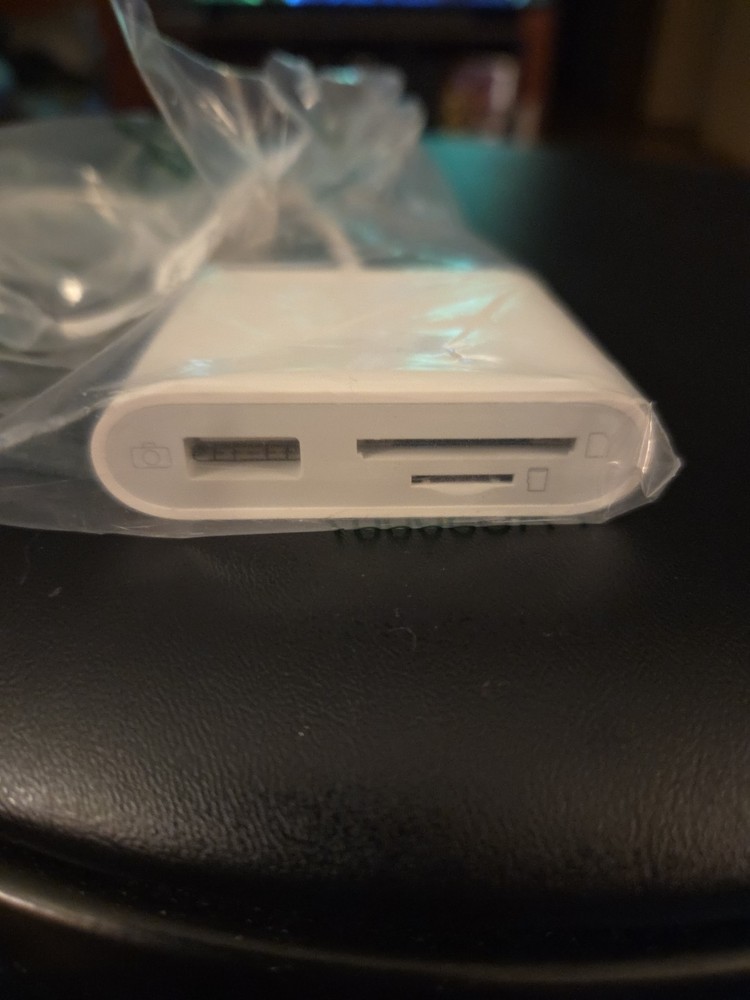 SD Card Reader For Apple iPhone Memory Card Reader with USB Camera Adapter