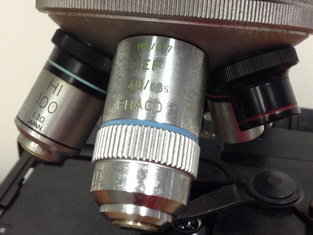 OLYMPUS - BH Microscope in excellent condition w/five objectives