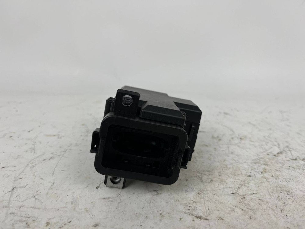 Audi A4 S4 8K B8 Engine Starter Control Switch Reader 8K0909131D
