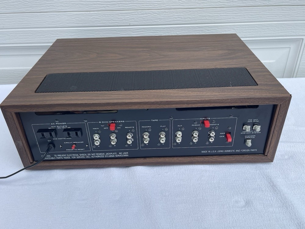 SYLVANIA CR-2742 Stereo Receiver