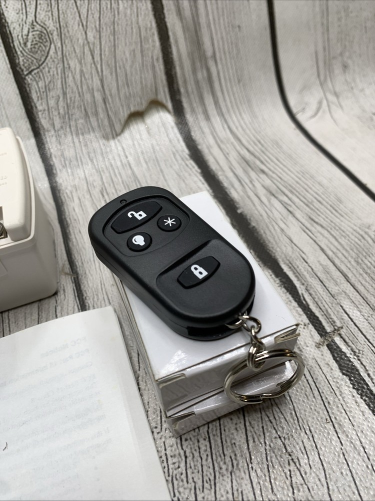 GE Simon XT Security System Panel And Accessories