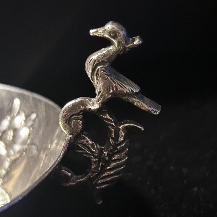Serving Floral Bird Design German 800 Silver