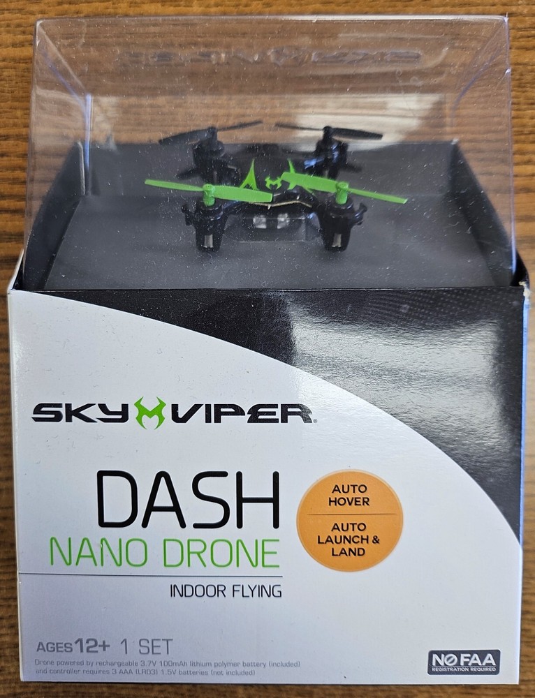 SKY VIPER DASH INDOOR FLYING NANO DRONE - NEW