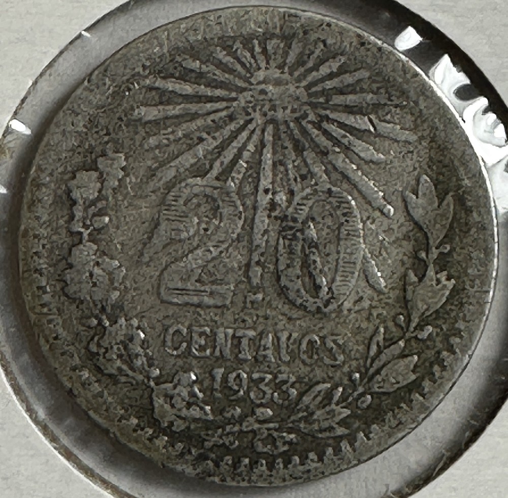 1933 Mexico Silver 20 Centavos Cap & Rays - (4-20)/YO)