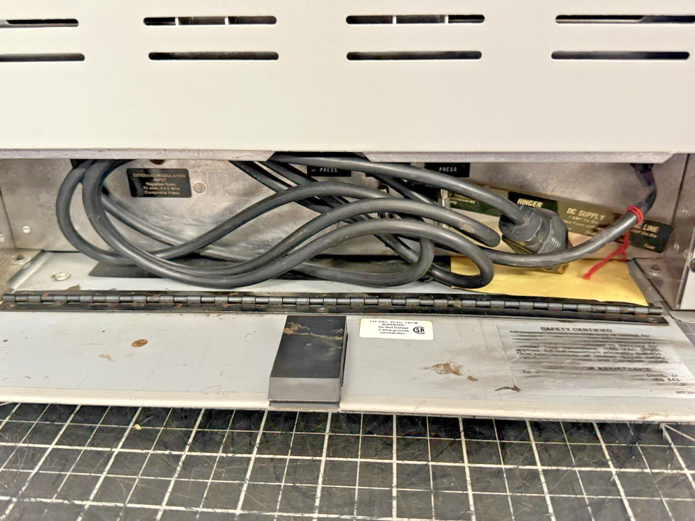 Vintage Sencore VA62 Universal Video Analyzer – USA – Untested