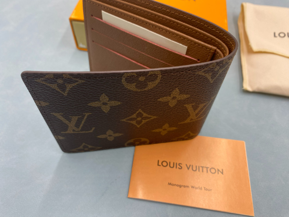 Louis Vuitton Monogram Brown Bifold Men's Wallet