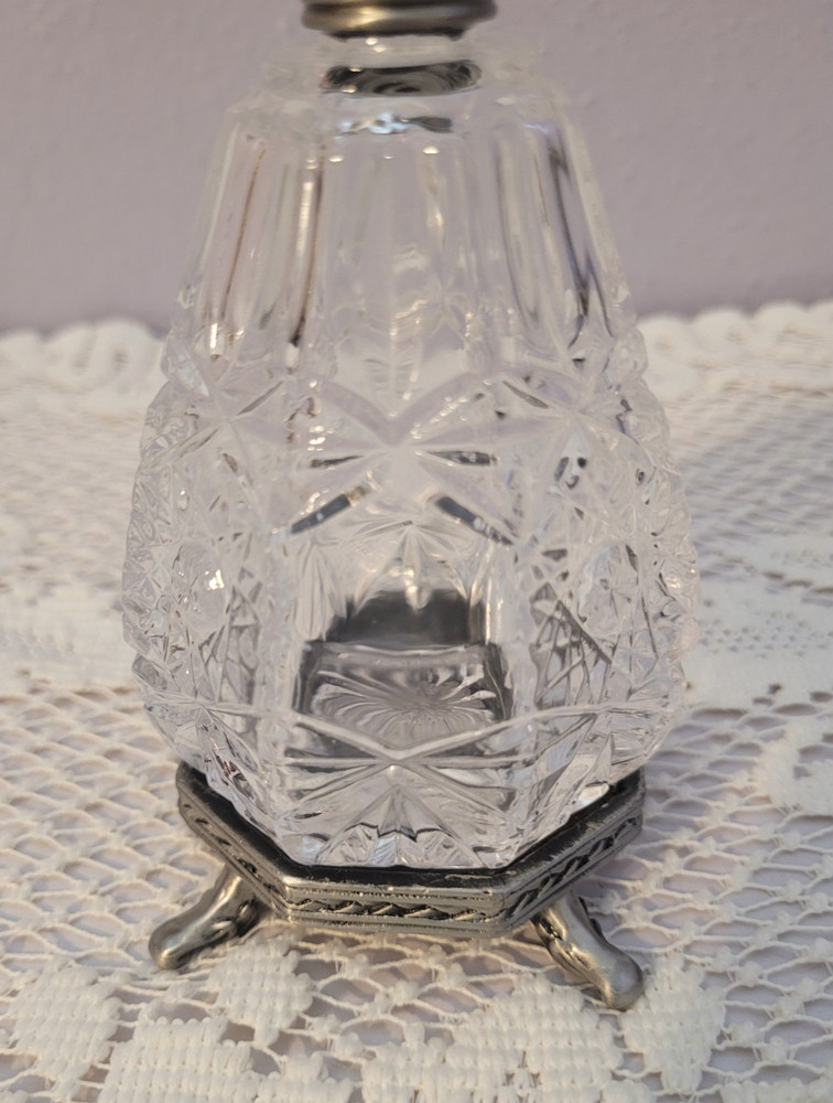 ABC Distributing Decorative Vintage Glass Perfume Bottle Taiwan 7.5"