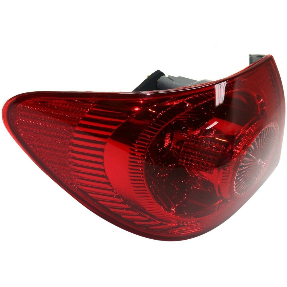 Outer Tail Light Brake Lamp DRIVER LEFT Side For 2003-2008 Toyota Corolla 4dr
