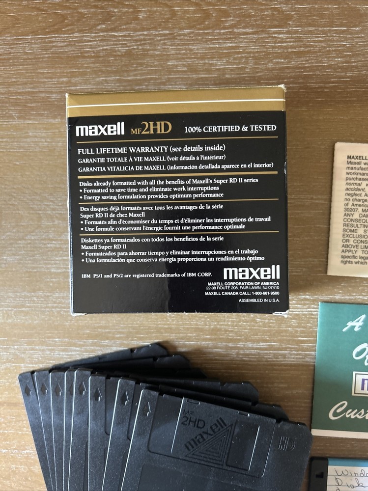 Maxell MF2HD Micro Floppy Disks 8 Piece