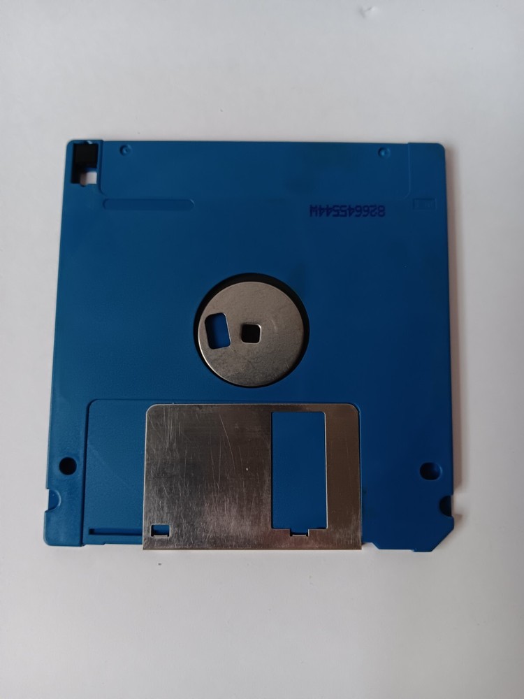 Amiga Warlock 3.5" Disk Only Tested/Works Three Sixty