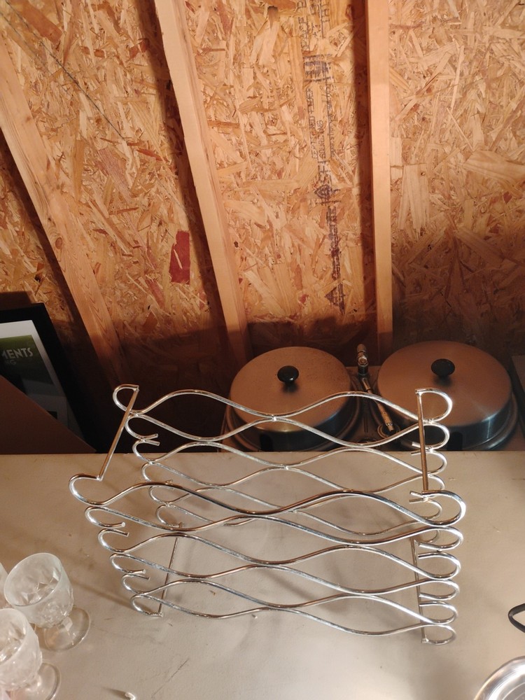 Wire Wine Rack