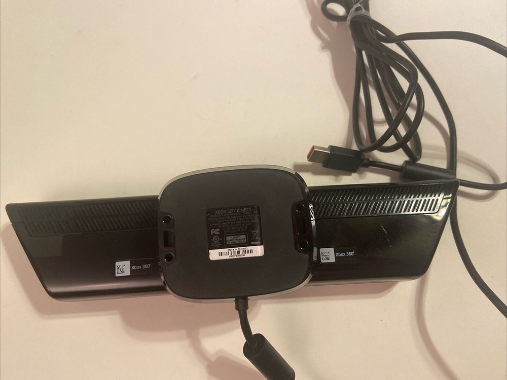 Microsoft XBOX 360 Kinect Sensor Bar Model 1414 Black - Tested & Working