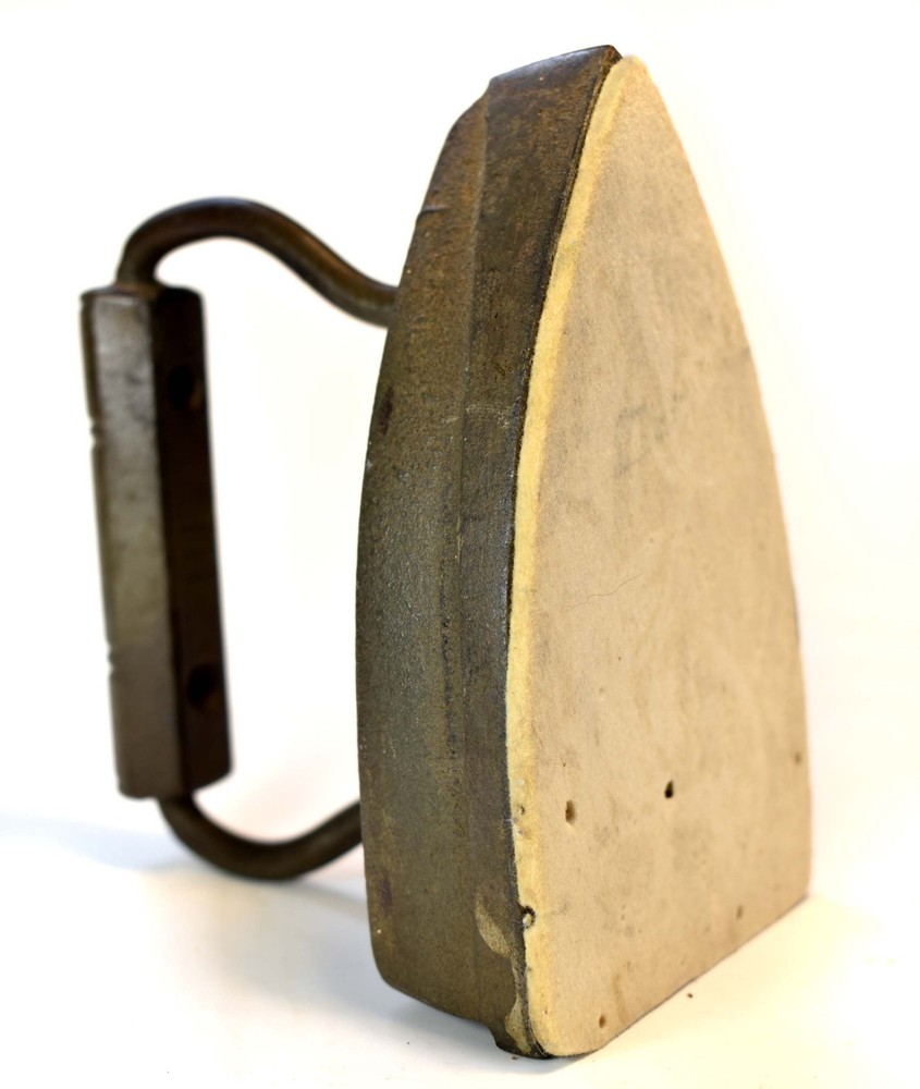 Antique Sad Iron - Wool Felt Bottom - Solid Iron Handle - 6 Eagle