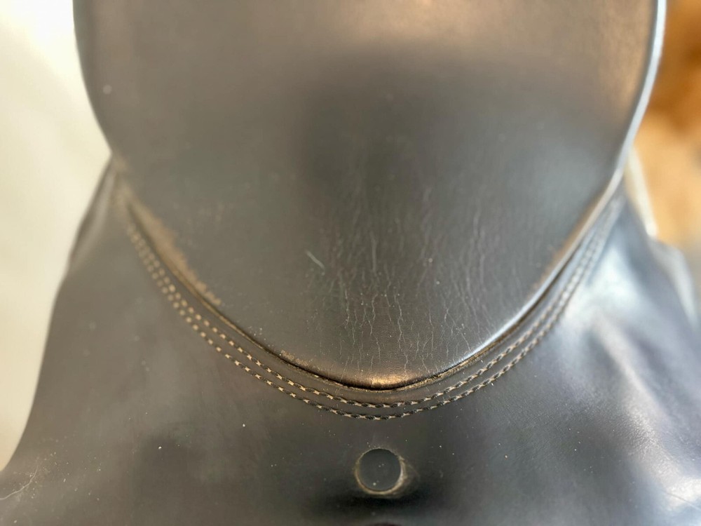 Ansur Classic Dressage Saddle