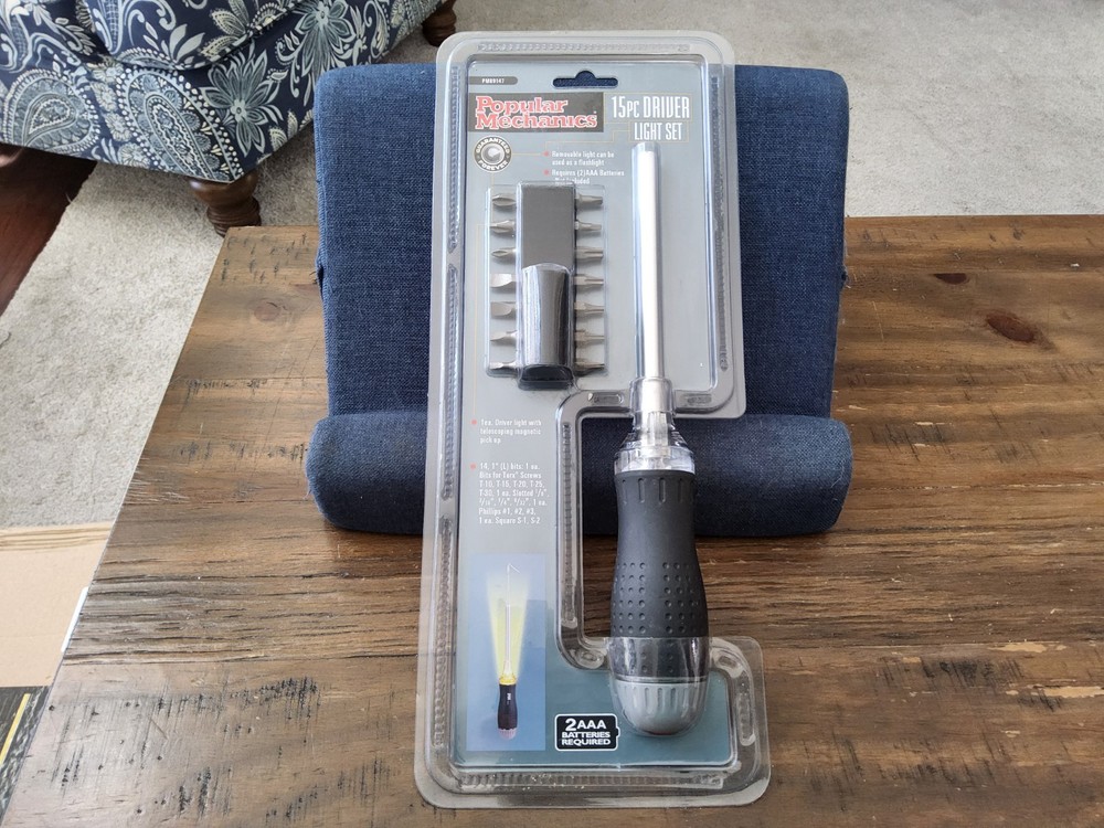 Popular Mechanics Driver Light Set Screwdriver - 15pc