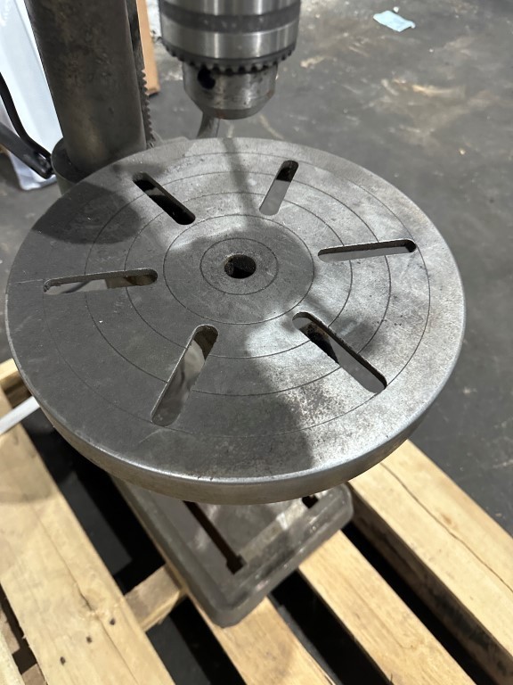 FISHER #50-IND 1/2HP DRILL PRESS - 115V
