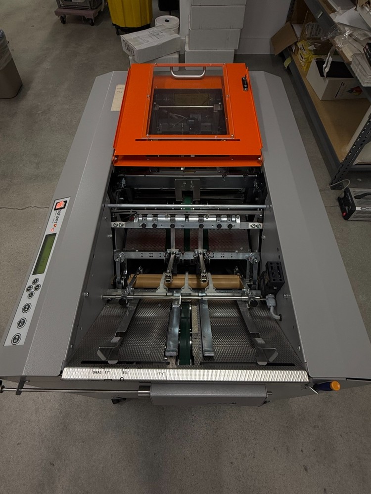Hohner Foldnak Compact Booklet Maker – Commercial Fold & Stitch System – Excelle