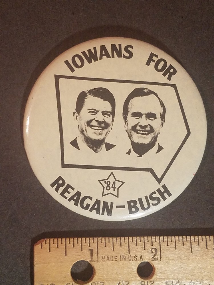 Iowans for reagan Bush Pinback Button