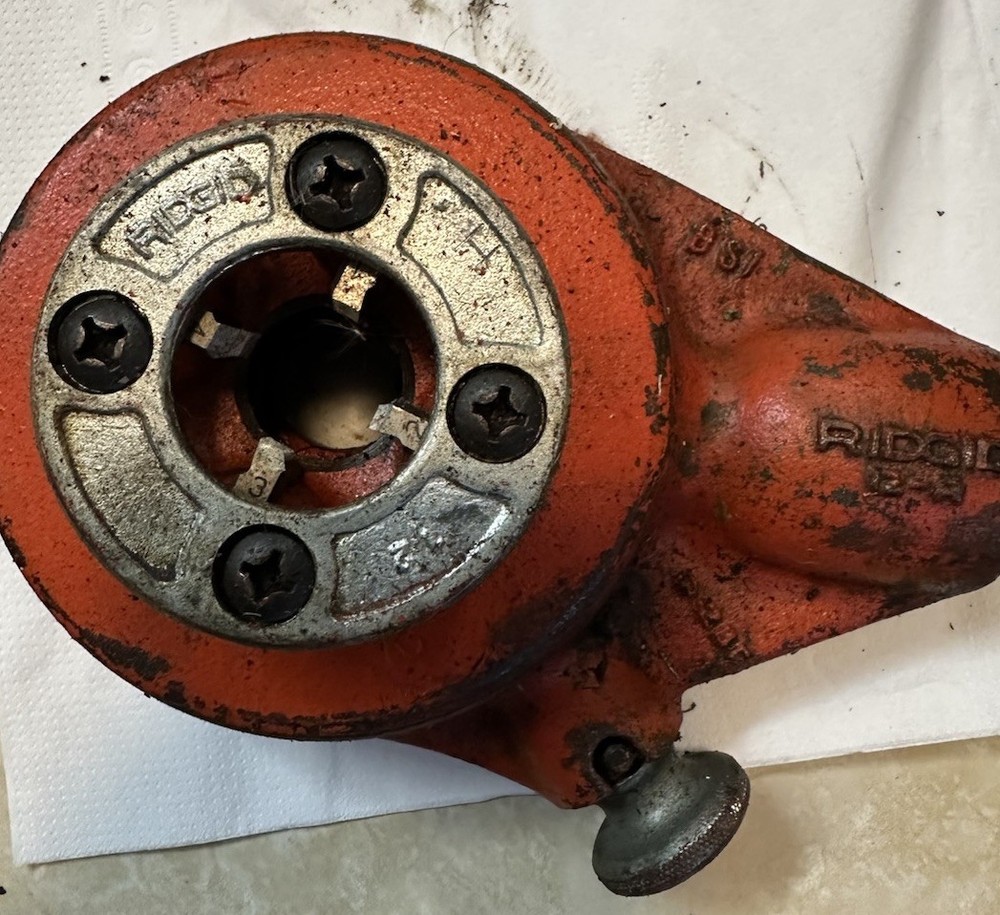 RIDGID 1/2 MANUAL PIPE THREADER HEAD