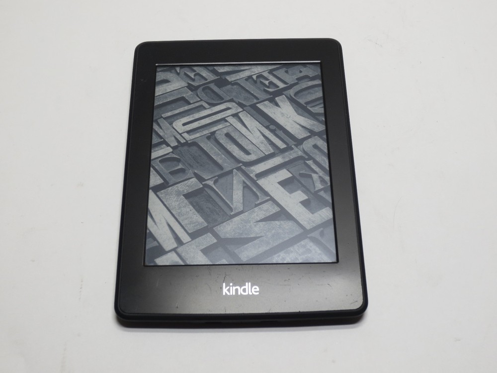 Amazon Kindle Paperwhite 7th Gen 4GB Wi-Fi E-Reader, DP75SDI - Tested Working