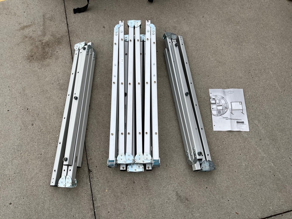 Da-Lite Fast-Fold Deluxe 9’ x 12’ Screen System - 2 Screens