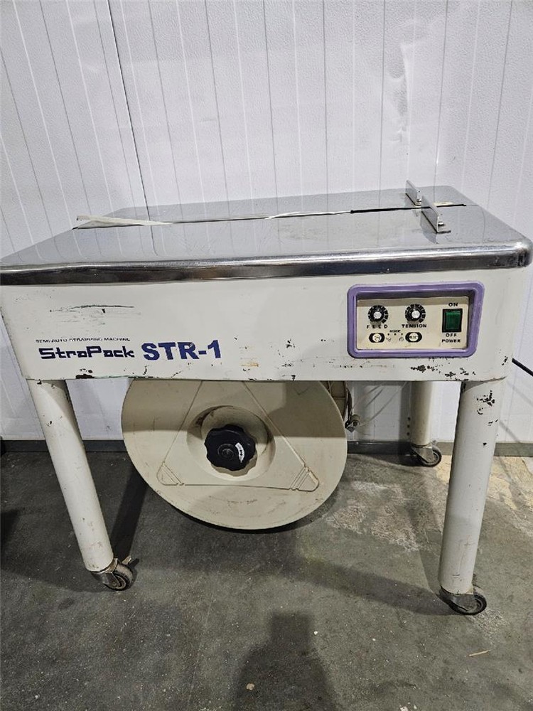 STRAPACK STR-1 SEMI-AUTOMATIC STRAPPING MACHINE BINDING STANDARD ON WHEELS