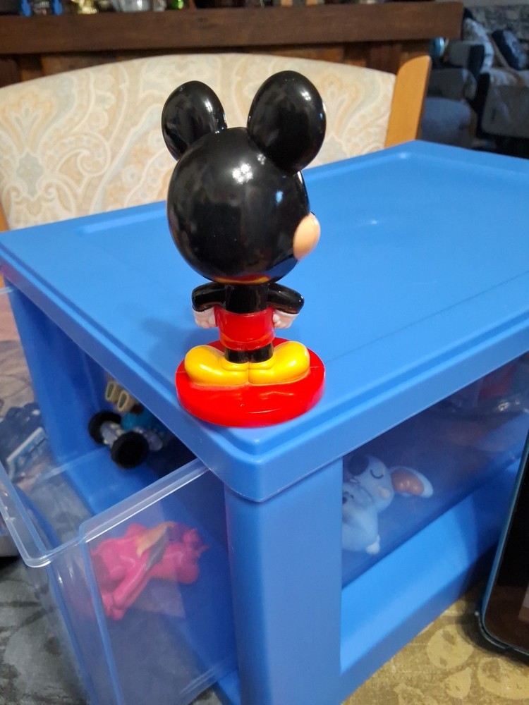 Disney Mickey Mouse Bobblehead Kellogg