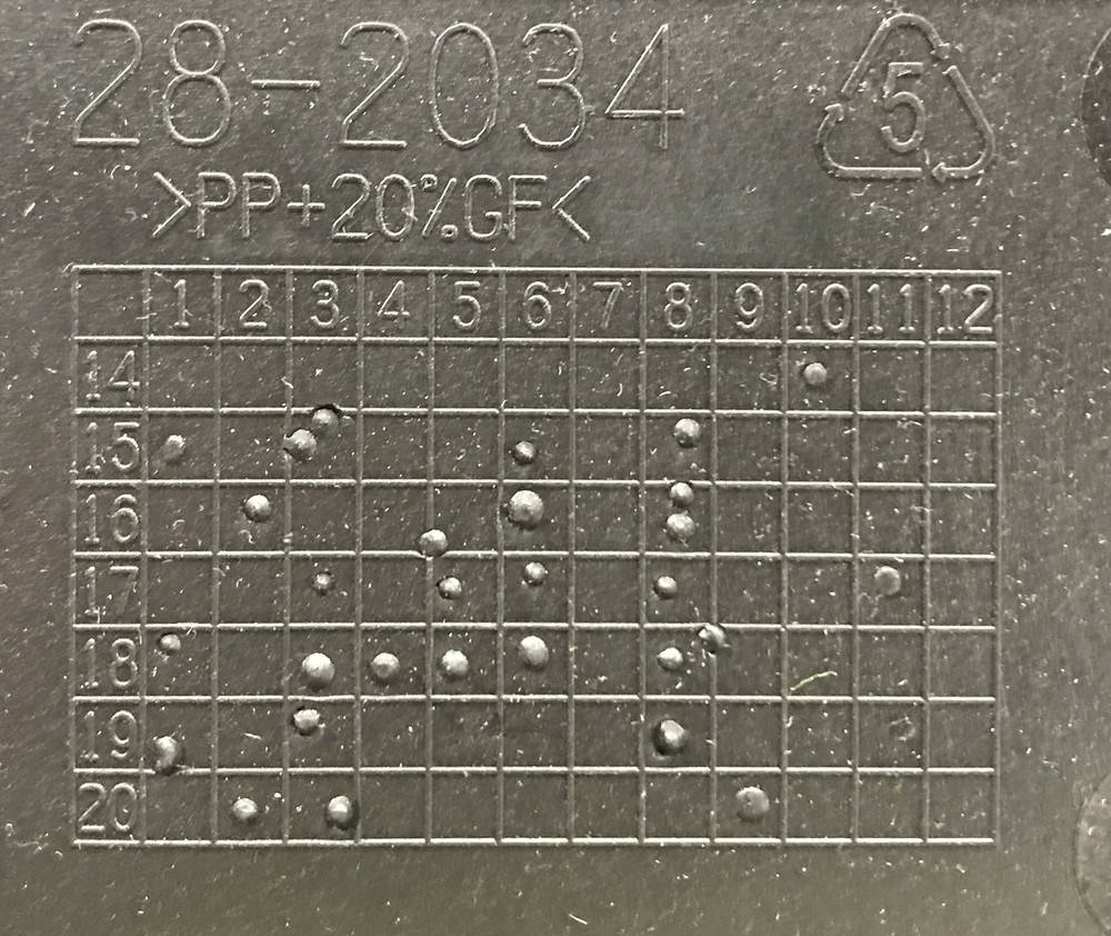 Unbranded Plastic Side For Bus 28-2034 NOS