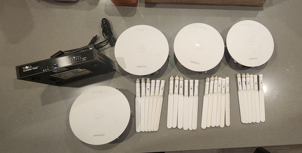 Dell SonicWall Firewall bundle with 4 APs