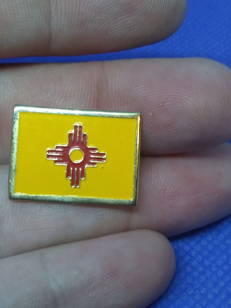 New Mexico State Flag Pin