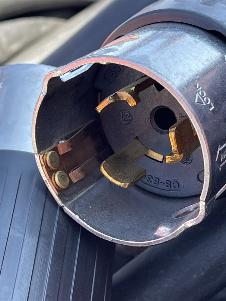 Server Technology STV-4104V --------- 14.4Kw.