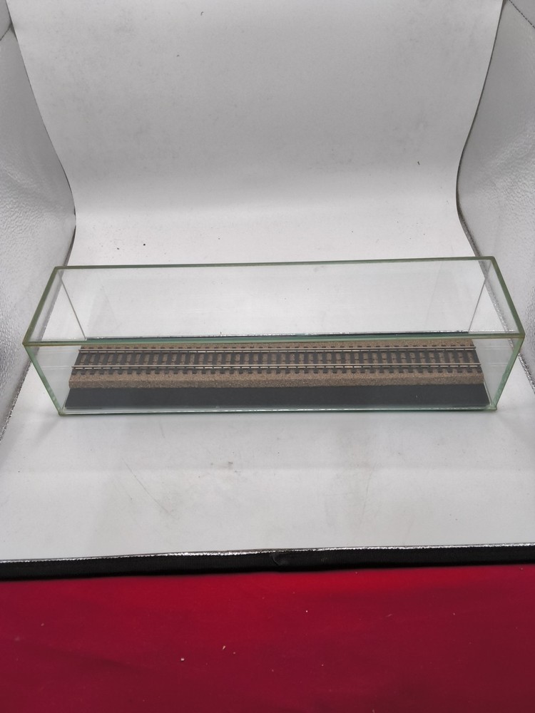 HO Scale Custom 13" Track Display Case EX
