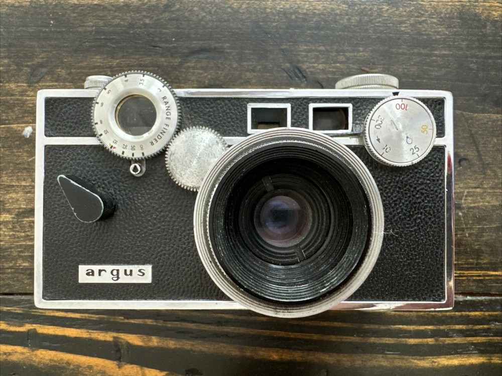 Argus Rangefinder 35mm Camera, The Brick, WORKING.