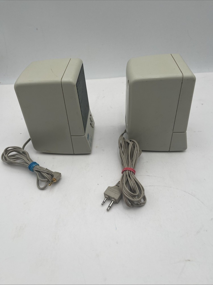 Labtec CS-150 Stereo Computer Speakers System