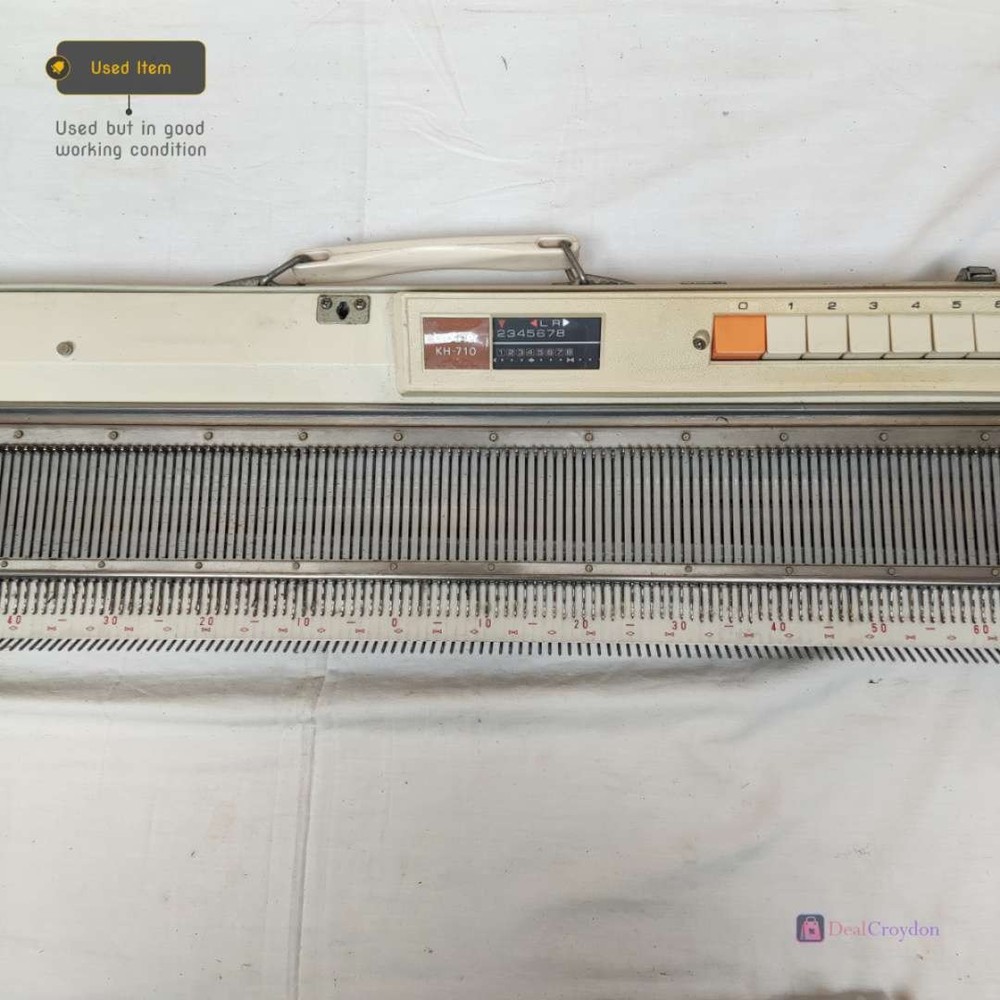BROTHER KH-710 KNITTING MACHINE WITH ATTACHMENTS VINTAGE