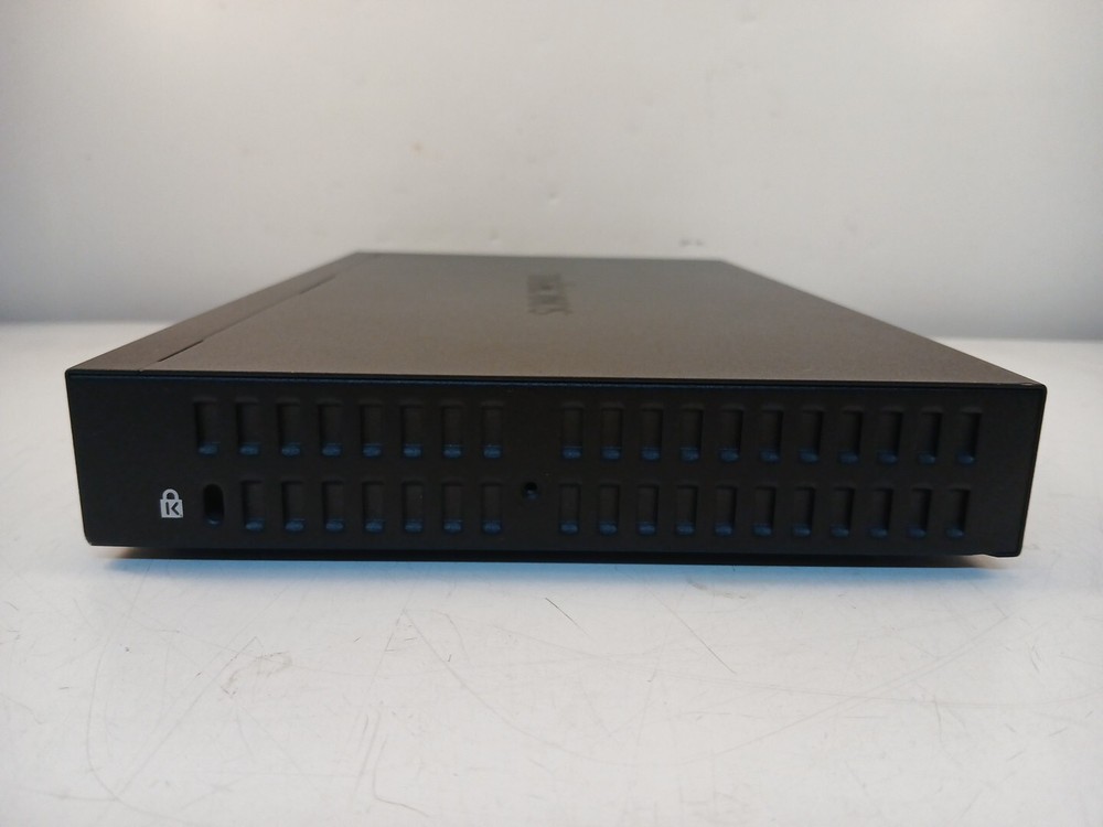 Dell Sonicwall TZ600 Security Appliance Firewall APL30-0B8 *POWERS ON*