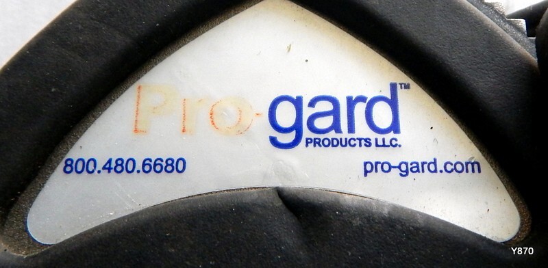 Pro-Gard Handcuff-Style Lock for Vertical Racks