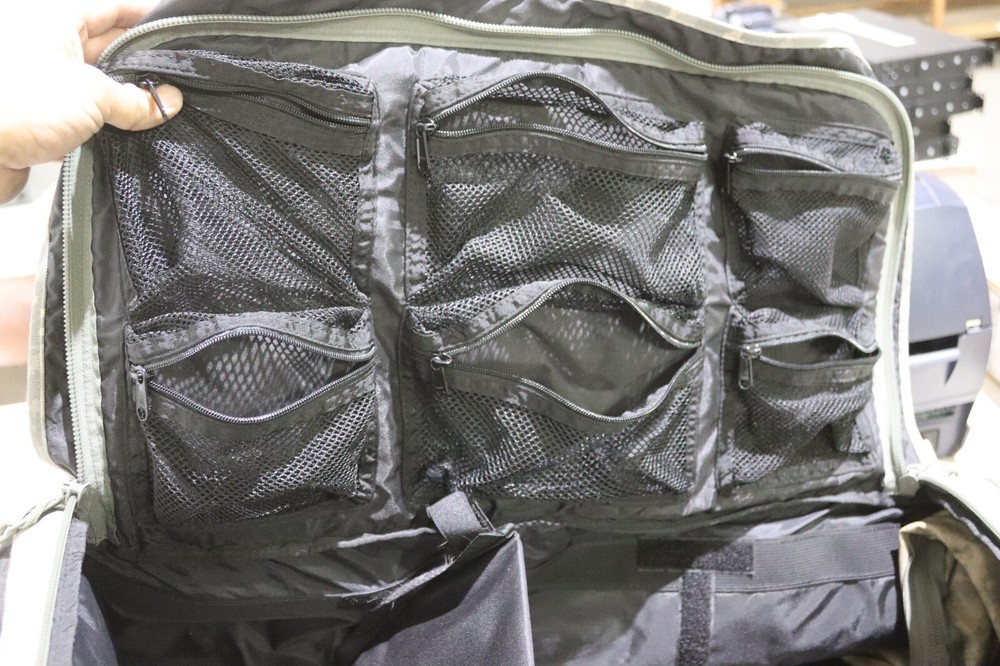 Thin Air Gear Defender Deployment Rolling Duffle Bag Backpack CAMO