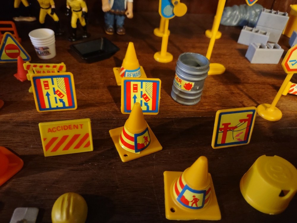 60+ Pieces Vintage Construction Playset Accessories