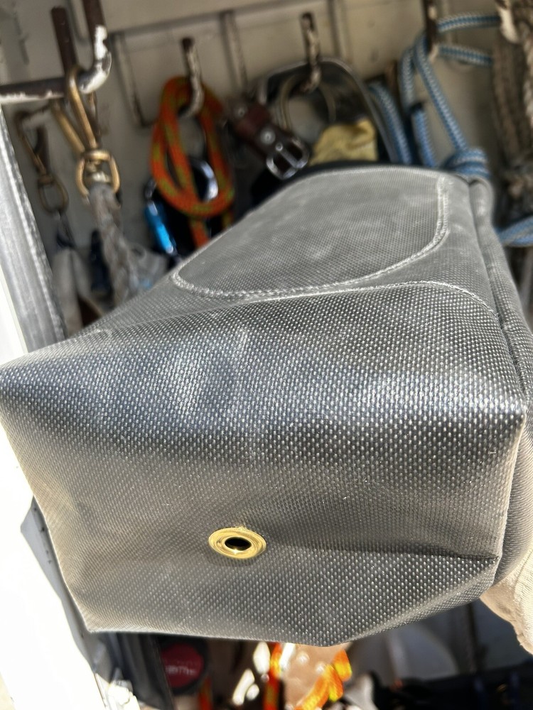 Primary Glove Bag Black