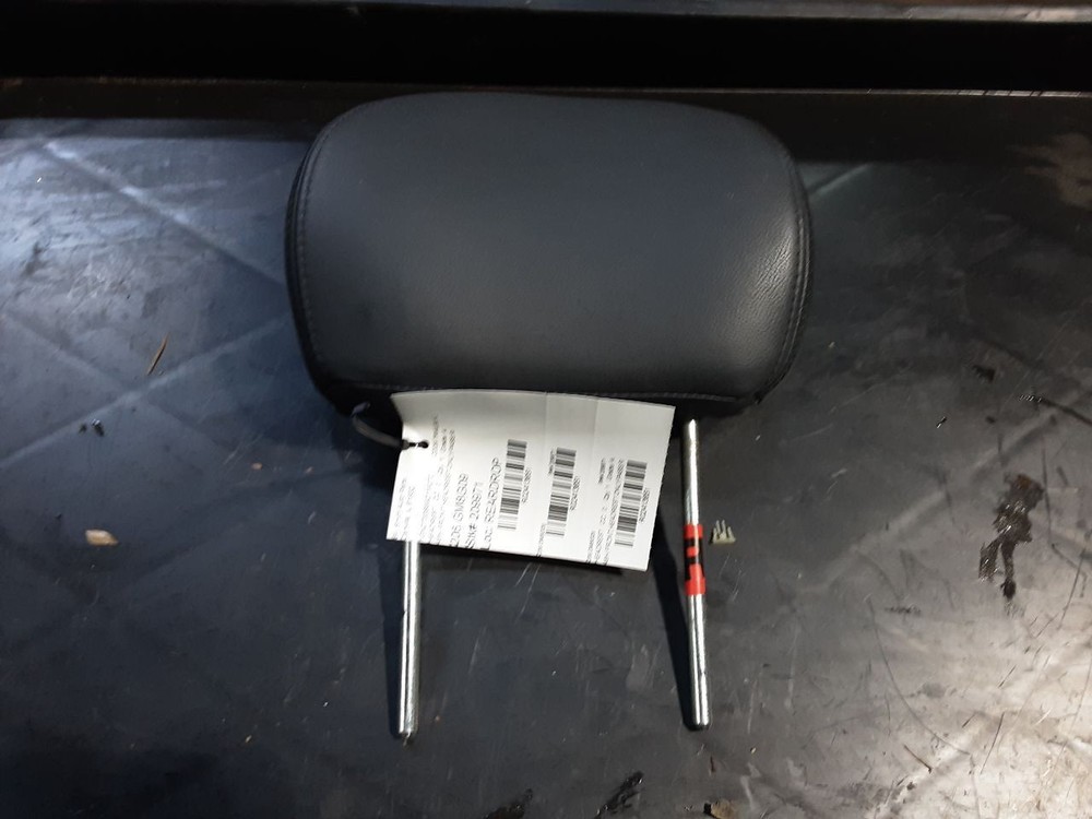 TRAILBLAZ 2009 Headrest 2413651