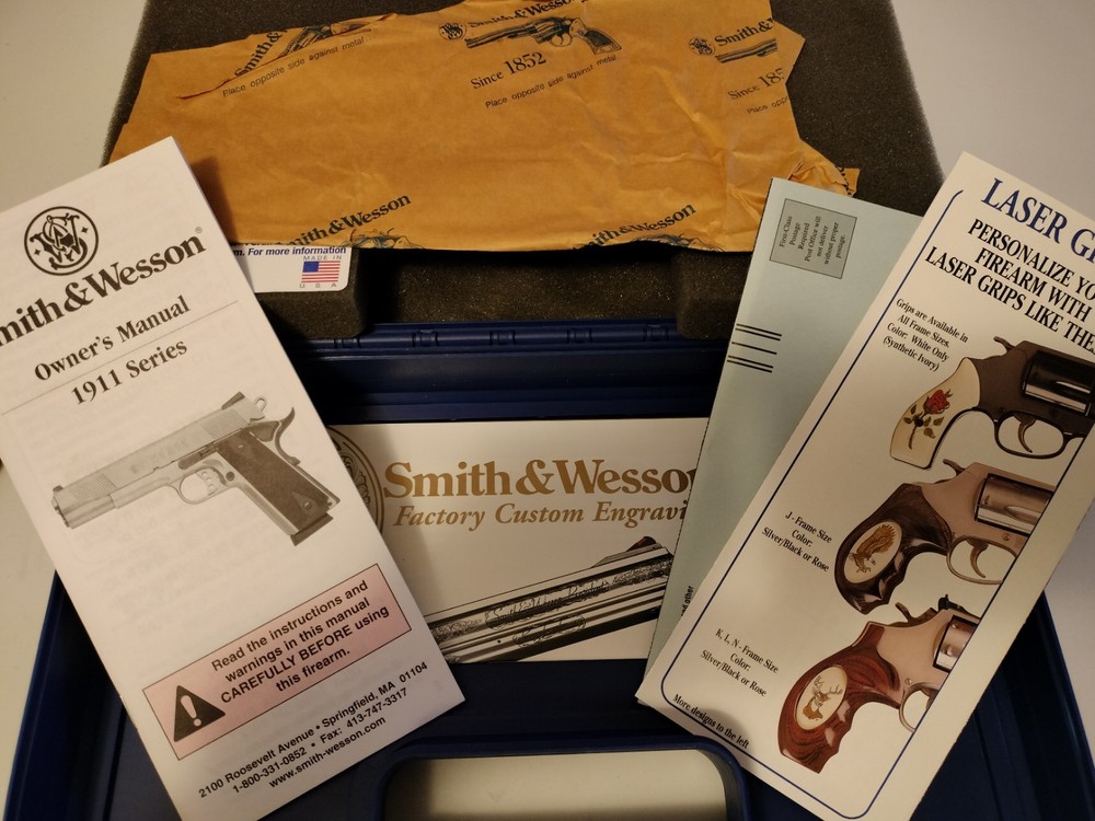 Smith&Wesson SW1911 OEM Blue Plastic Hard Case with Manual EUC